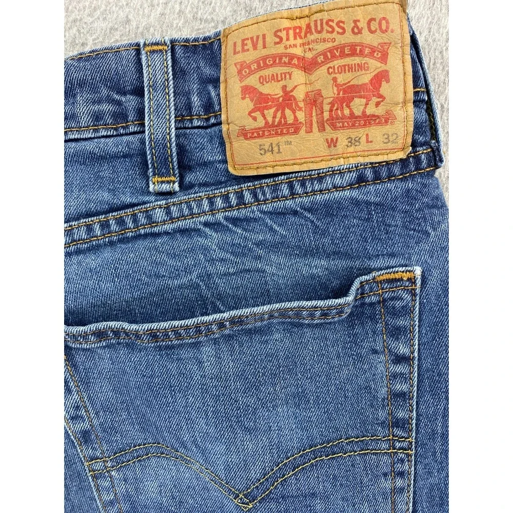 Levis it common